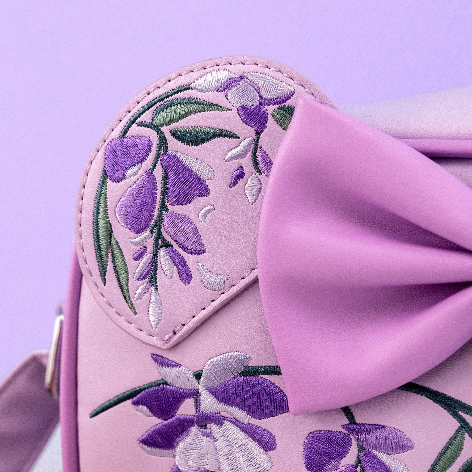 Loungefly x Disney Minnie Mouse Wisteria Floral Scented Crossbody