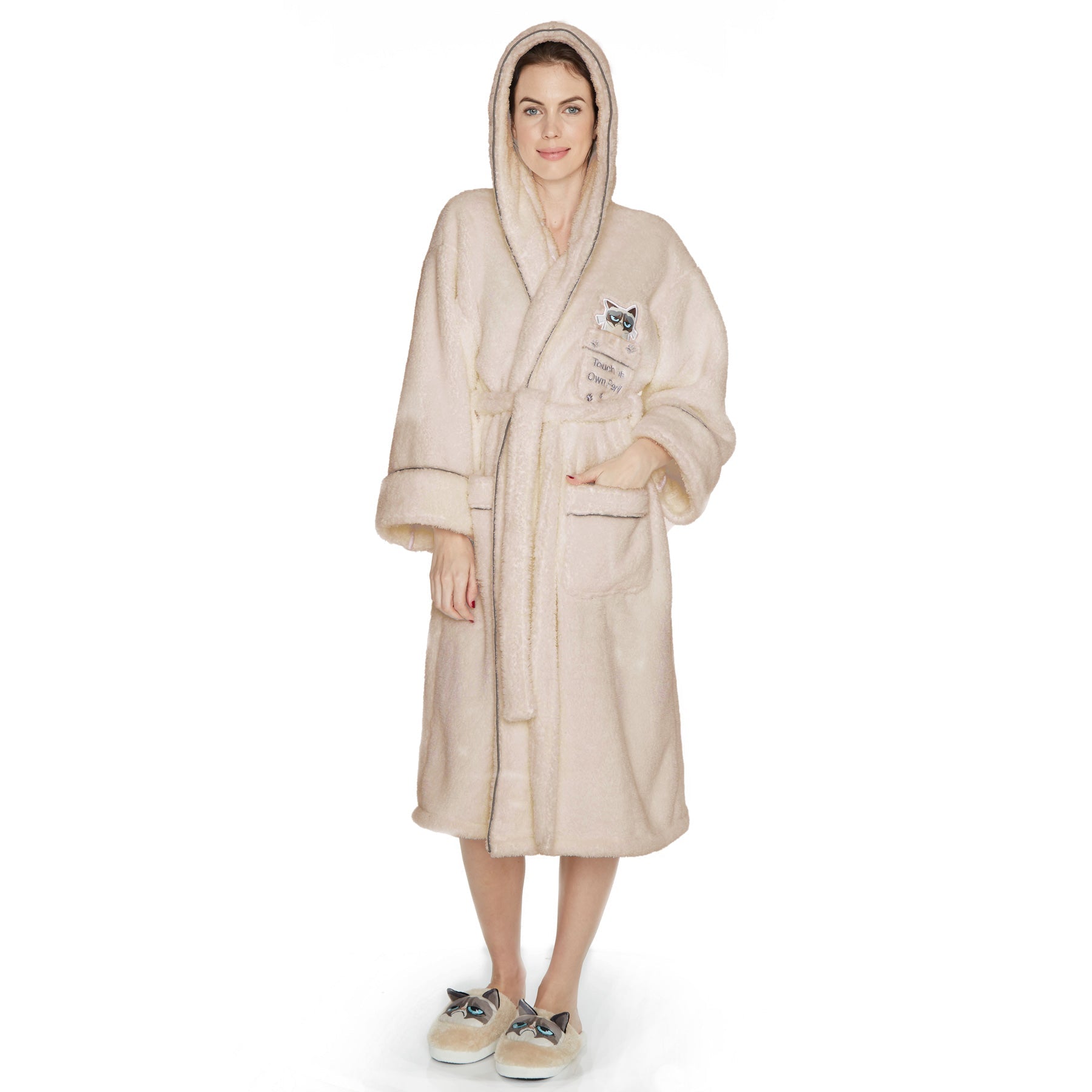 Grumpy Cat Bathrobe - GeekCore
