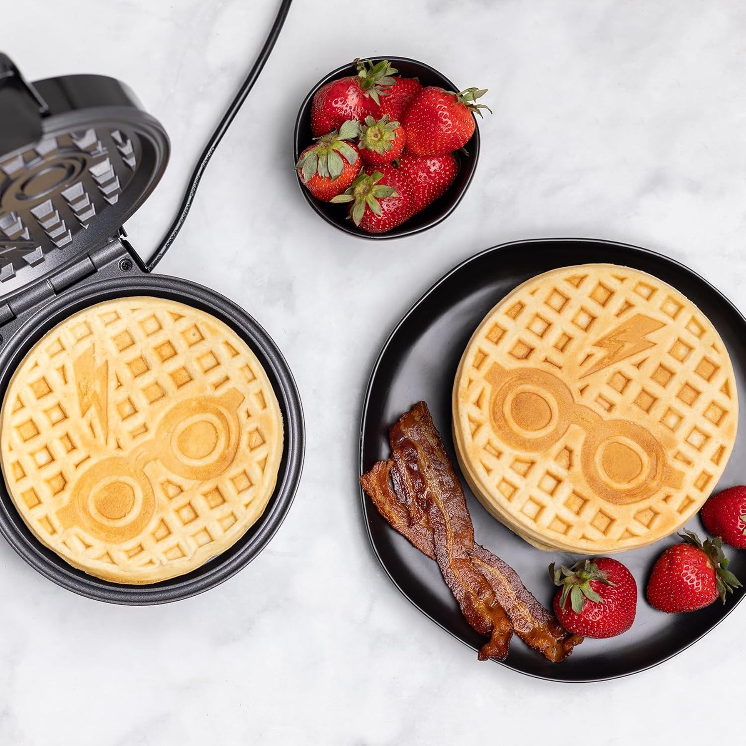 Harry Potter Iconic Glasses Waffle Maker - GeekCore