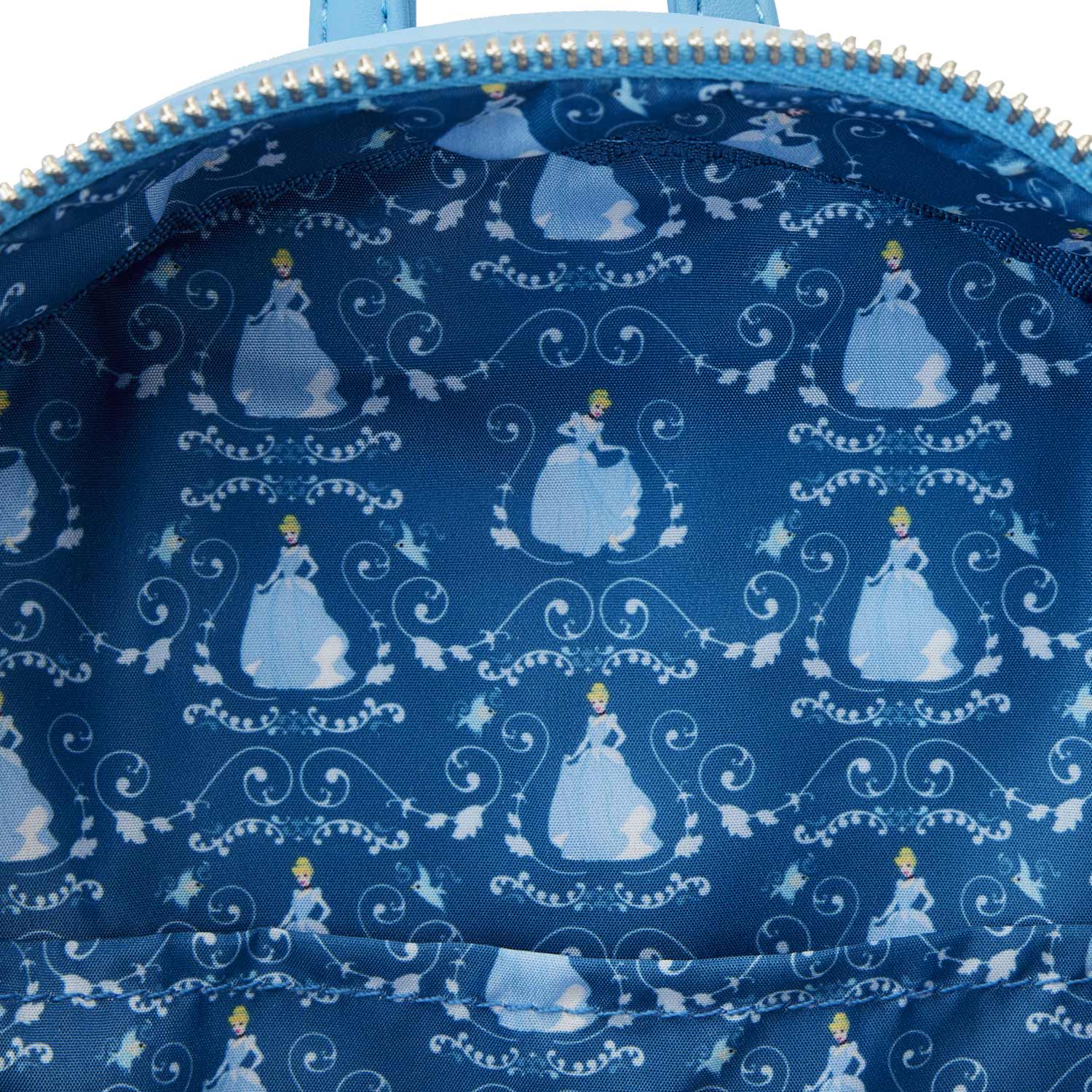 Loungefly x Disney Cinderella Lenticular Mini Backpack - GeekCore