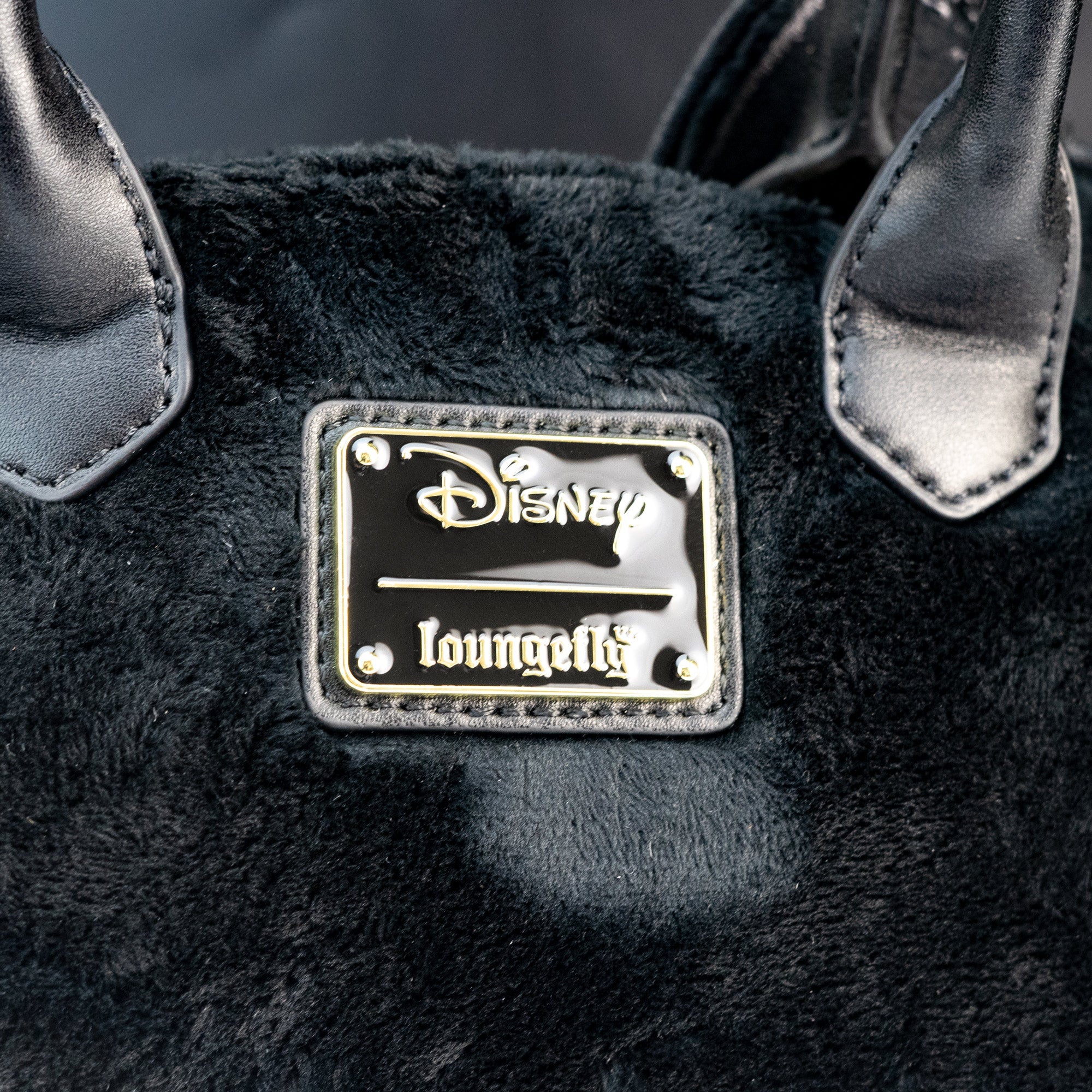 Loungefly x Disney Hocus Pocus Binx Crossbody Bag - GeekCore