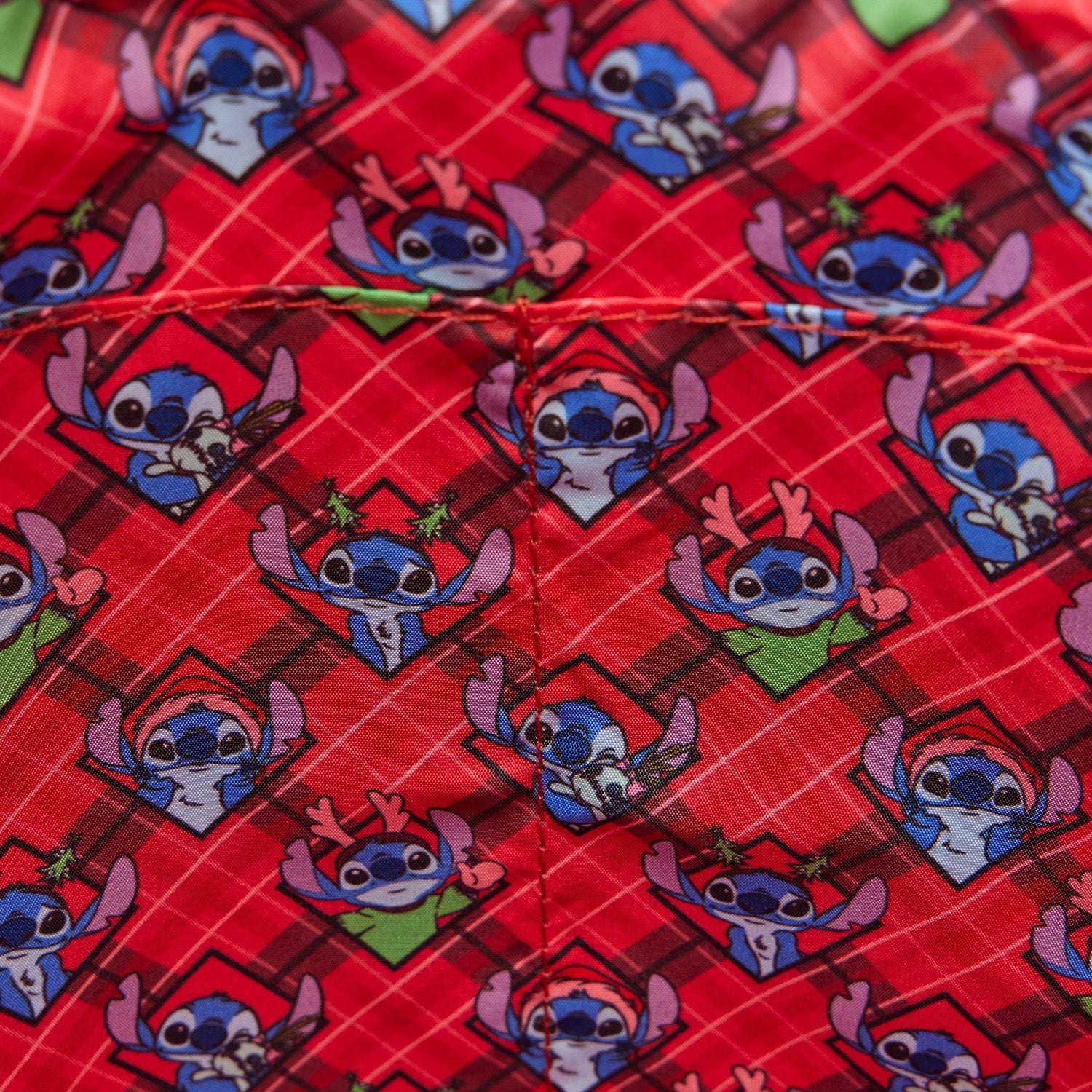 Loungefly x Disney Lilo And Stitch Holiday Tote Bag - GeekCore