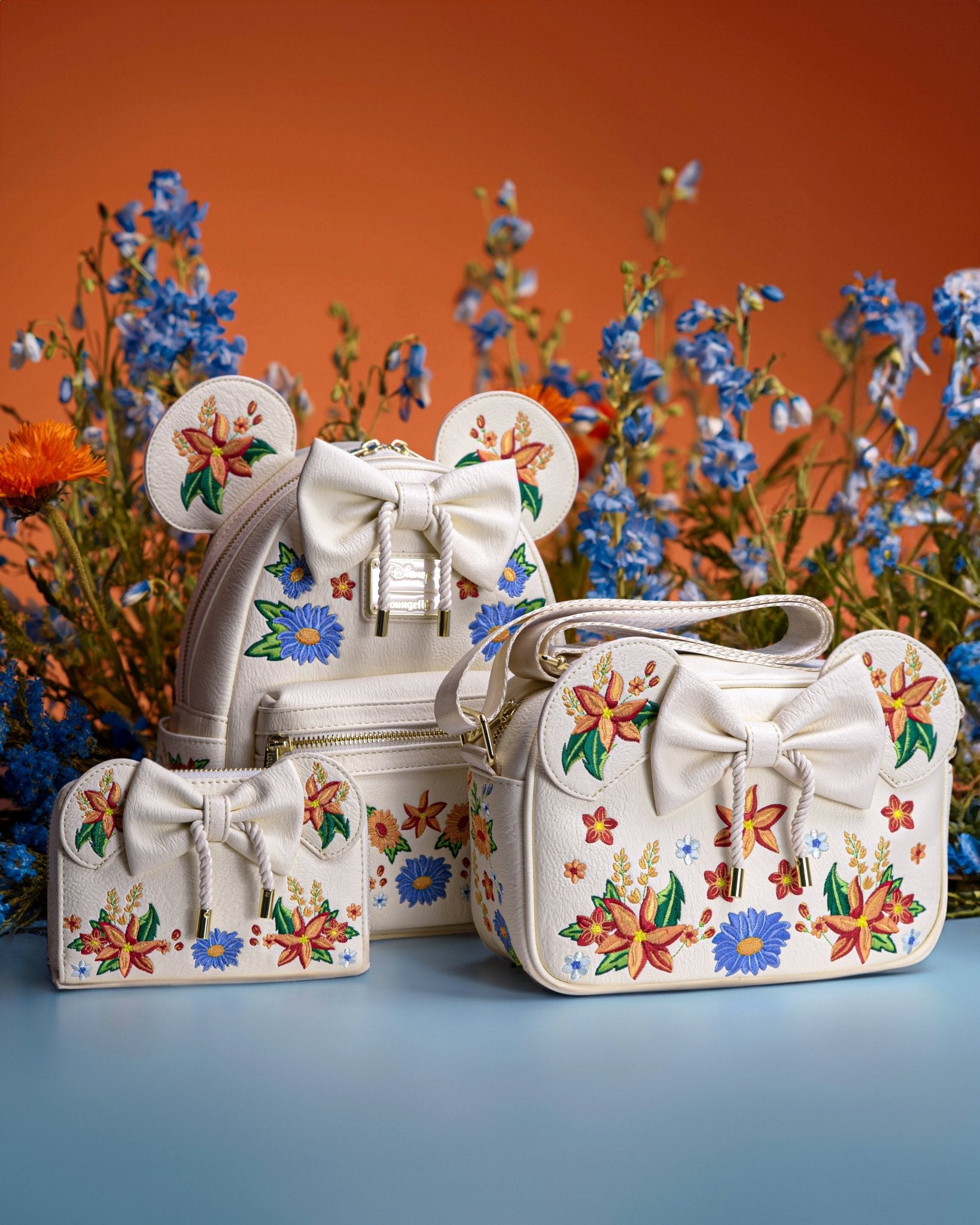 Loungefly x Disney Minnie Mouse Floral Tassel Wallet - GeekCore