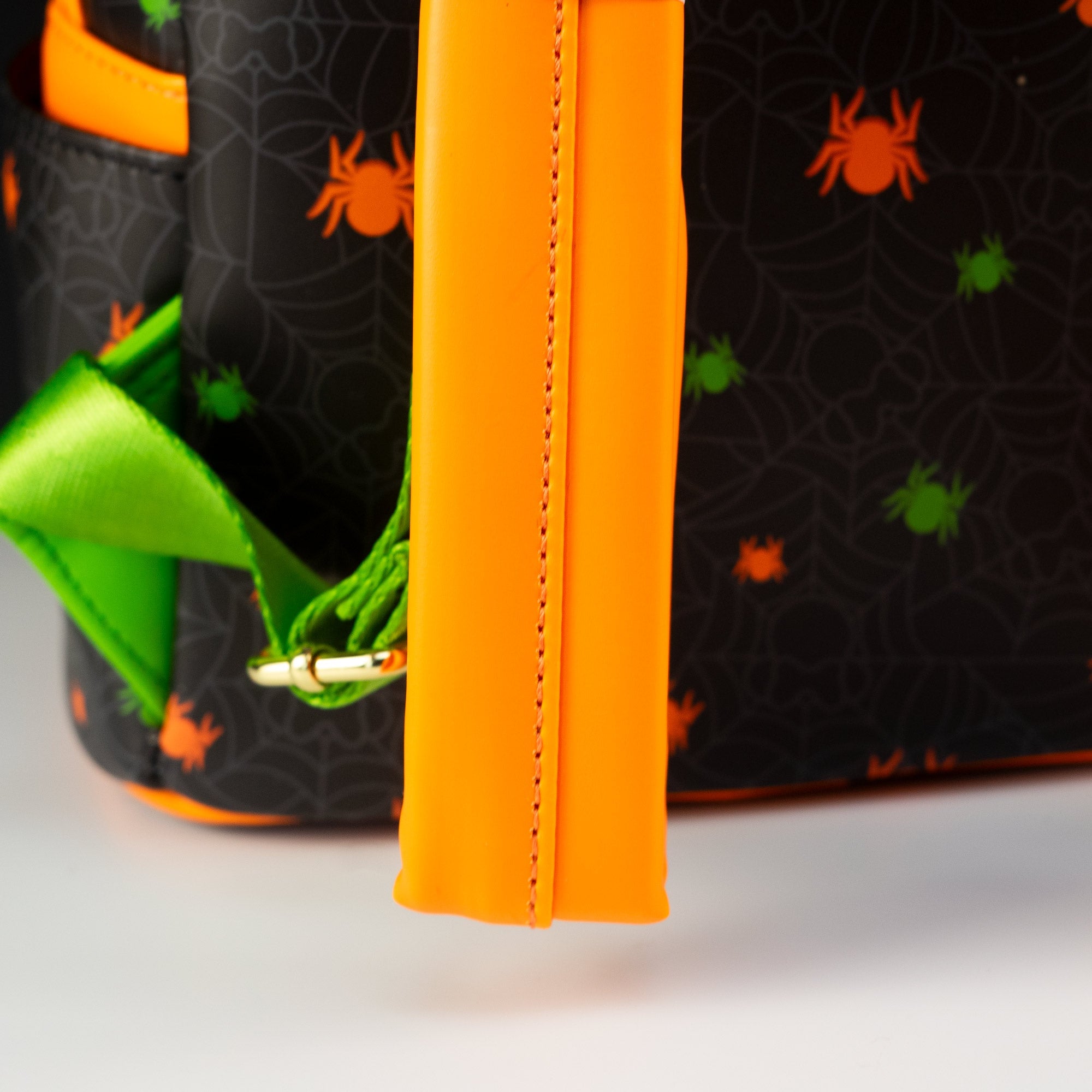 Loungefly x Disney Minnie - O - Lantern Pumpkin Minnie Mouse Mini Backpack - GeekCore