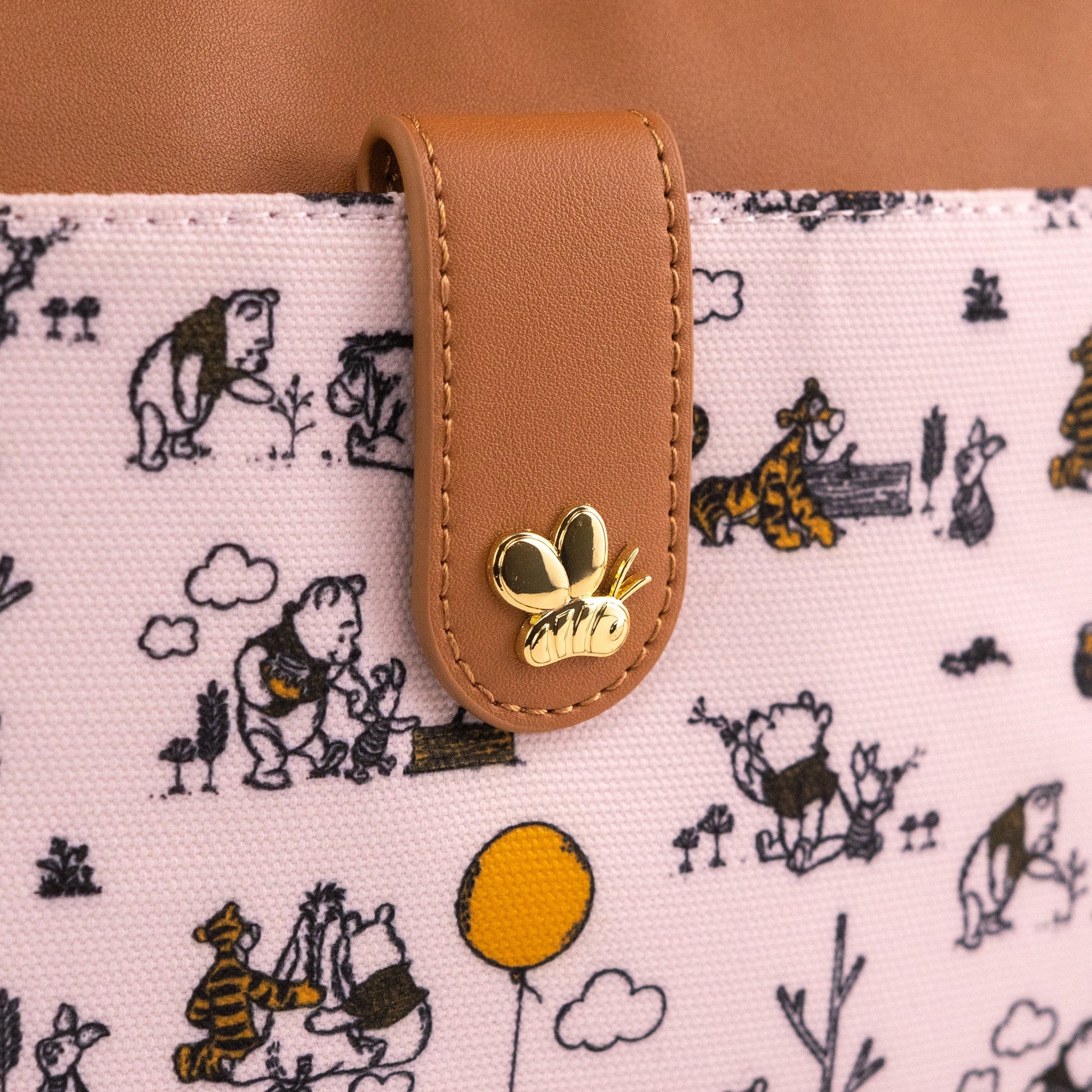 Loungefly x Disney Winnie the Pooh Sketches Crossbody Bag - GeekCore