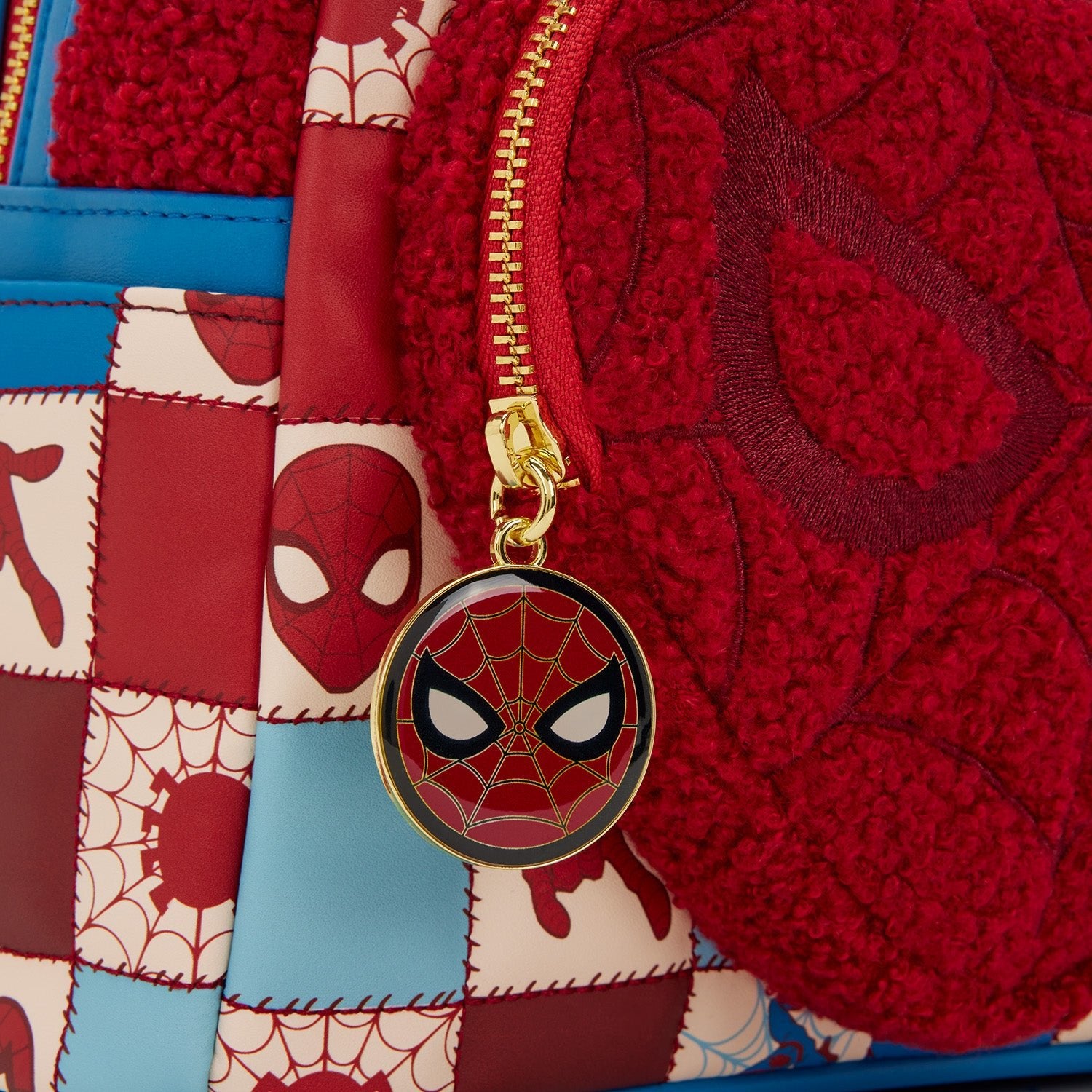 Loungefly x Marvel Spider - Man Sherpa Heart Mini Backpack - GeekCore