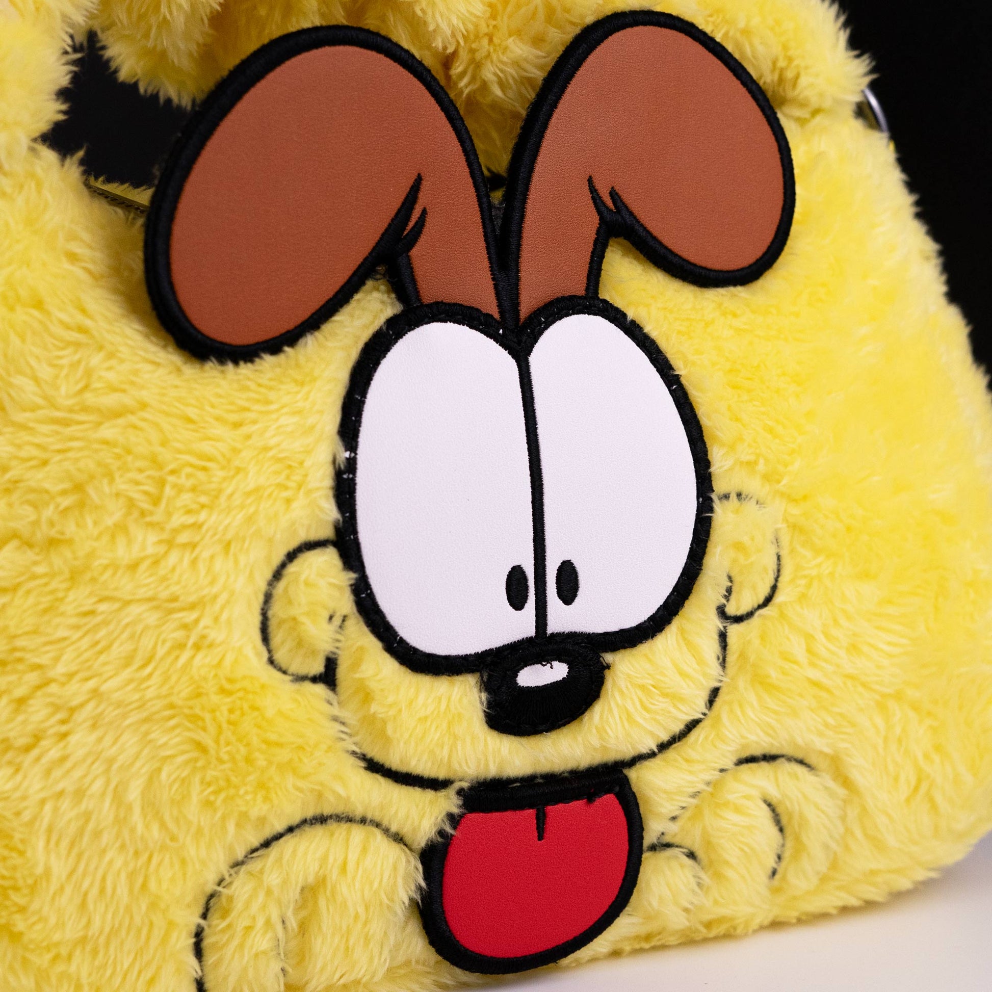 Loungefly x Nickelodeon Garfield Odie Crossbody Bag - GeekCore