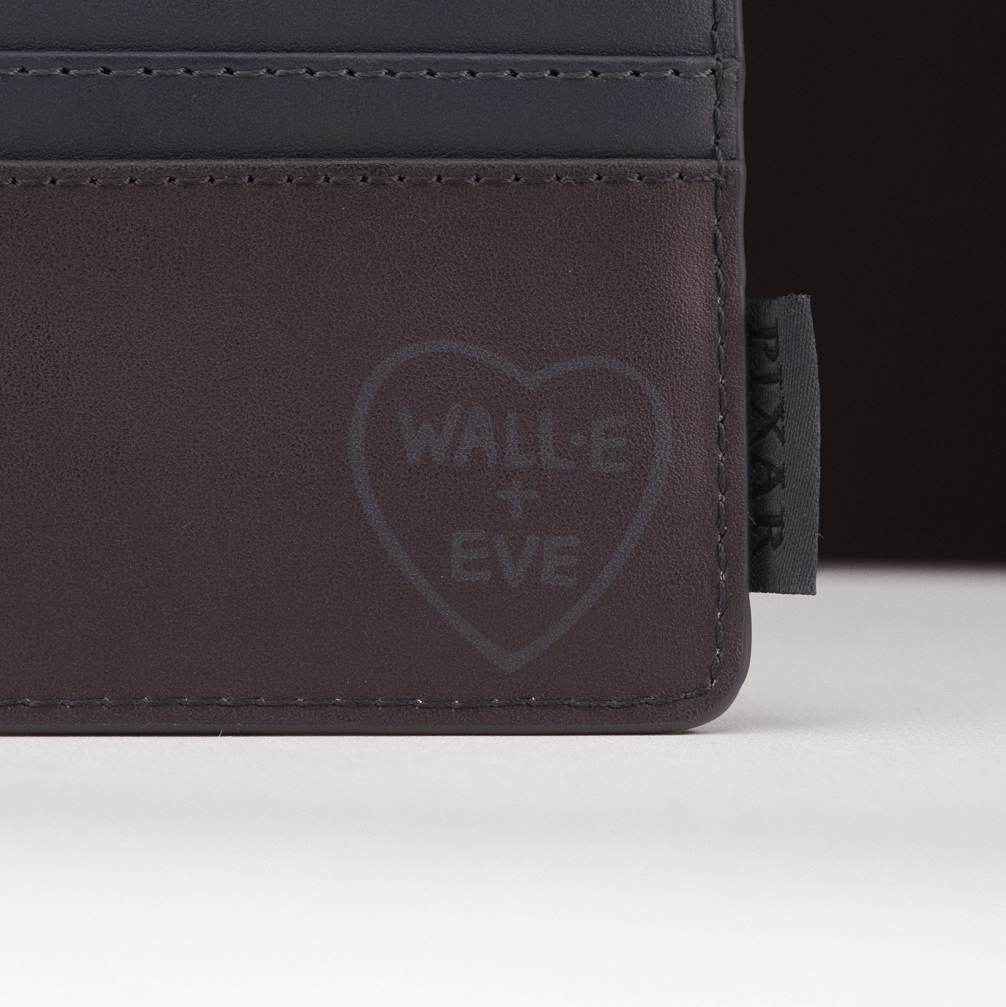 Loungefly x Pixar WALL - E & EVE Fire Hydrant Cardholder - GeekCore