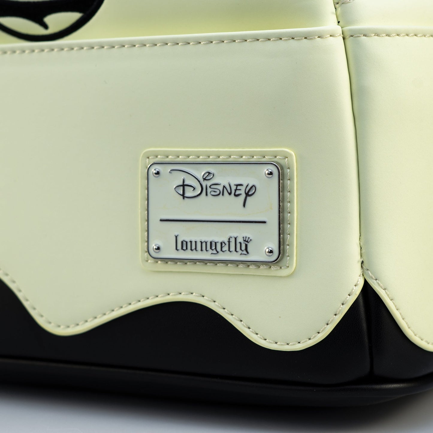 [OUTLET] Loungefly x Disney Ghost Minnie Glow in the Dark Mini Backpack - GeekCore