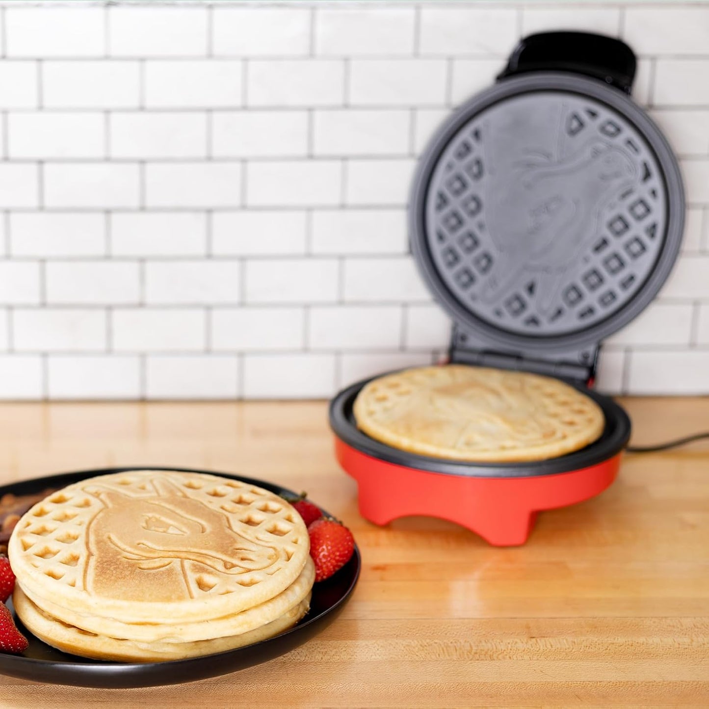 Pokémon Charizard Electronic Waffle Maker - GeekCore