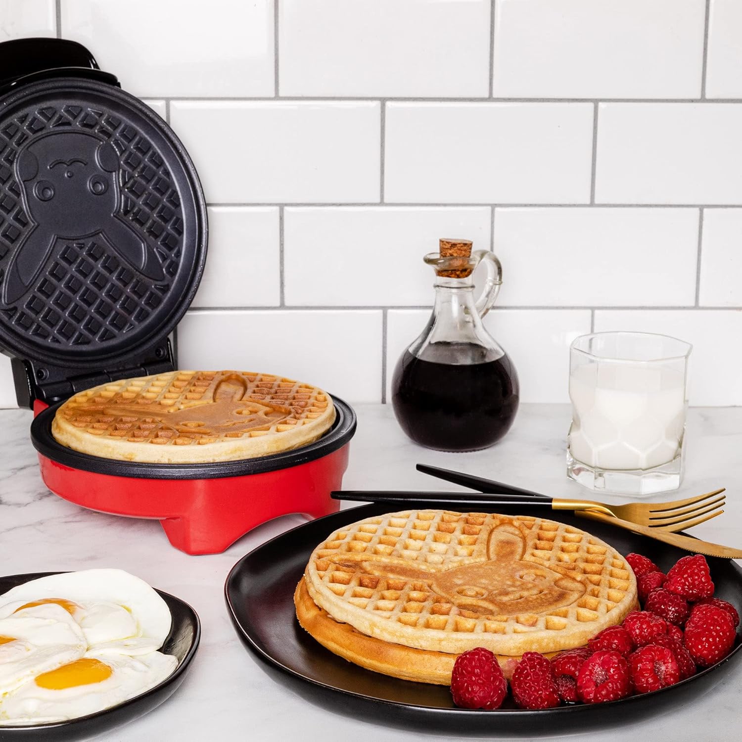 Pokémon Pikachu Electronic Waffle Maker - GeekCore