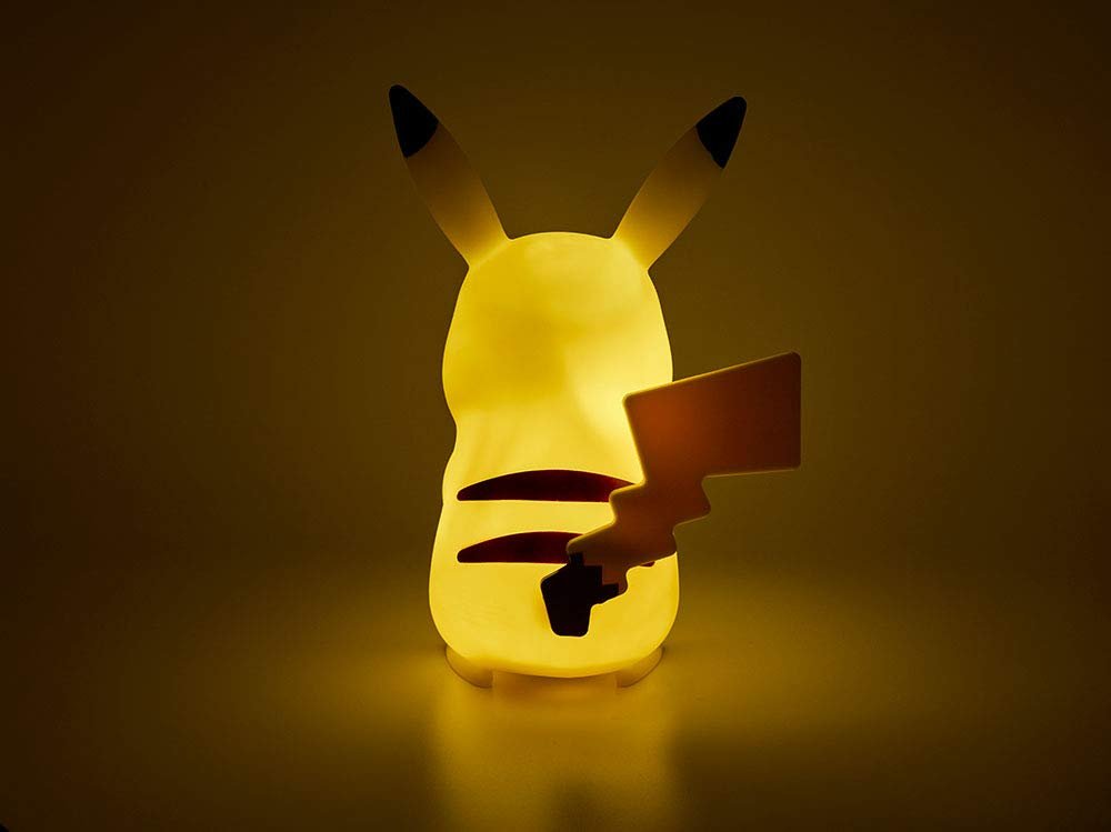 Pokemon Pikachu Lamp - GeekCore